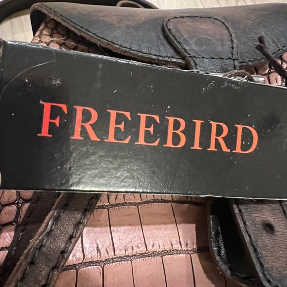New Freebird by Steven Brett Pink Croco Backpack - Picture 11 of 12